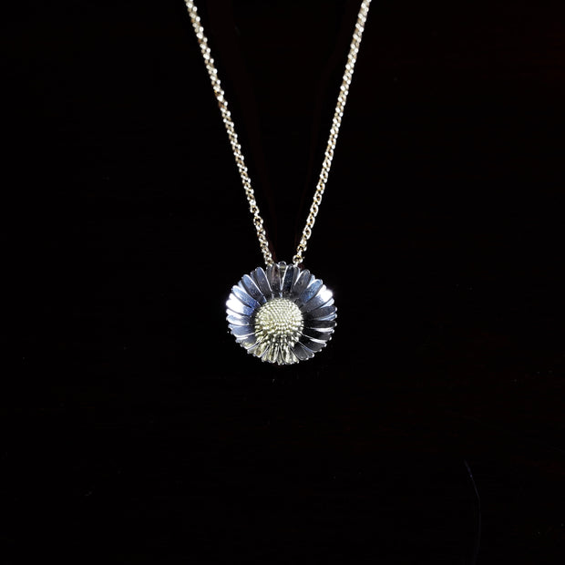 Christopher Thompson Royds, Daisy Pendant
