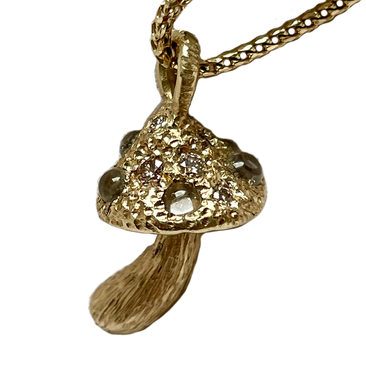 Martina Kocianova, Golden Teacher Pendant